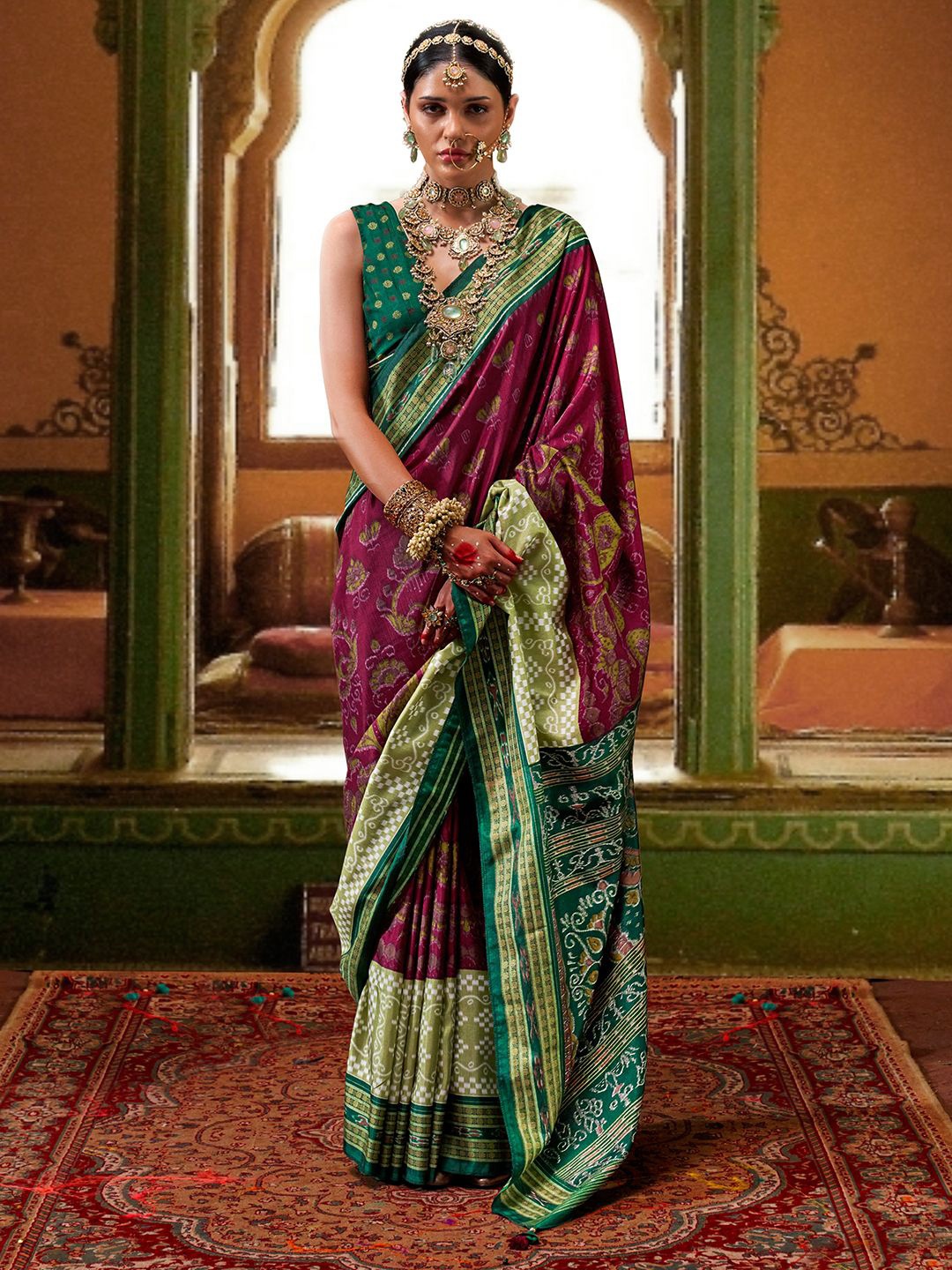 

Panzora Women Floral Zari Patola Saree, Purple