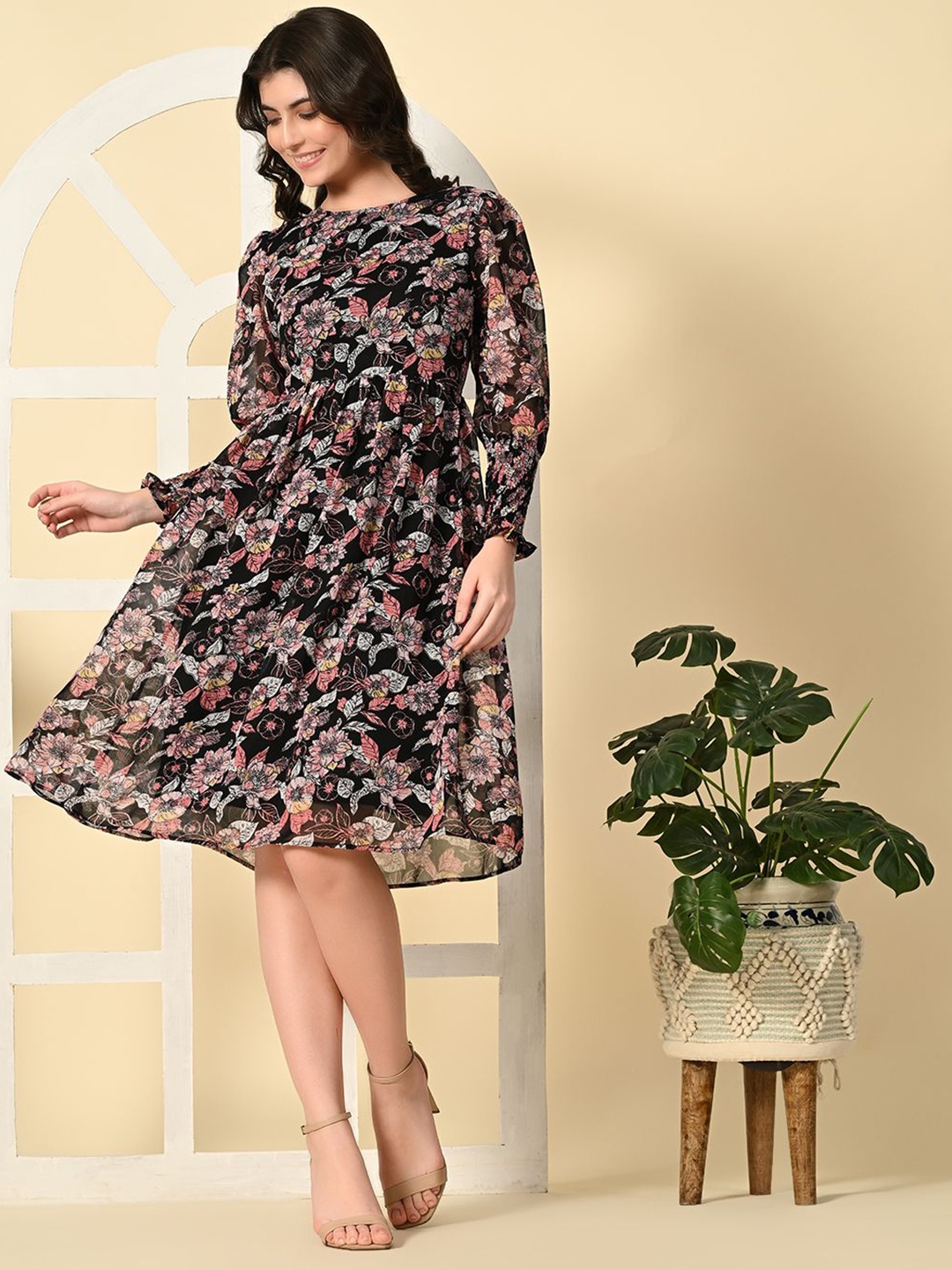 

Tushita Floral Print Georgette A-Line Dress, Black