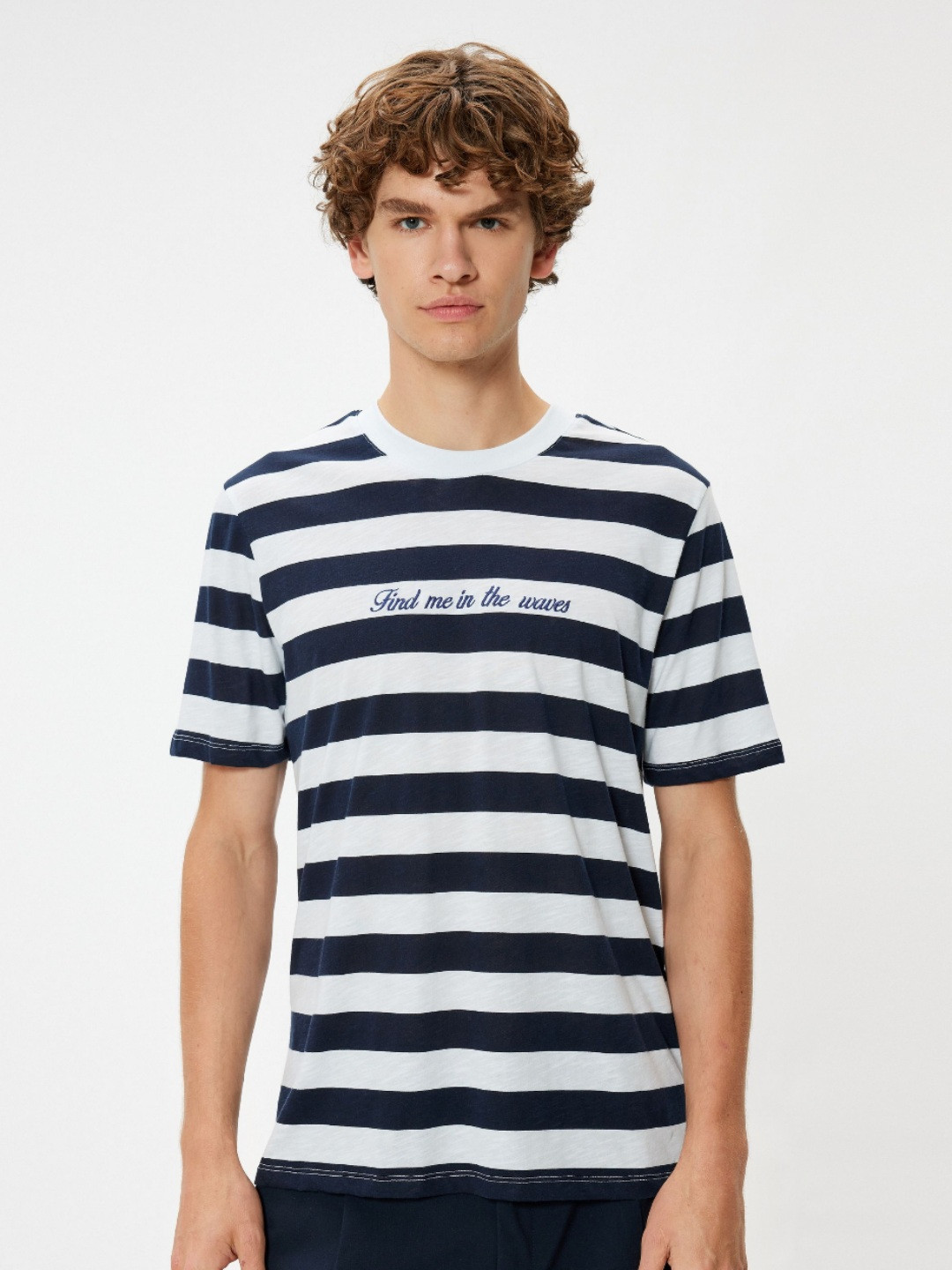 

Koton Men Striped Round Neck Cotton T-shirt, Navy blue