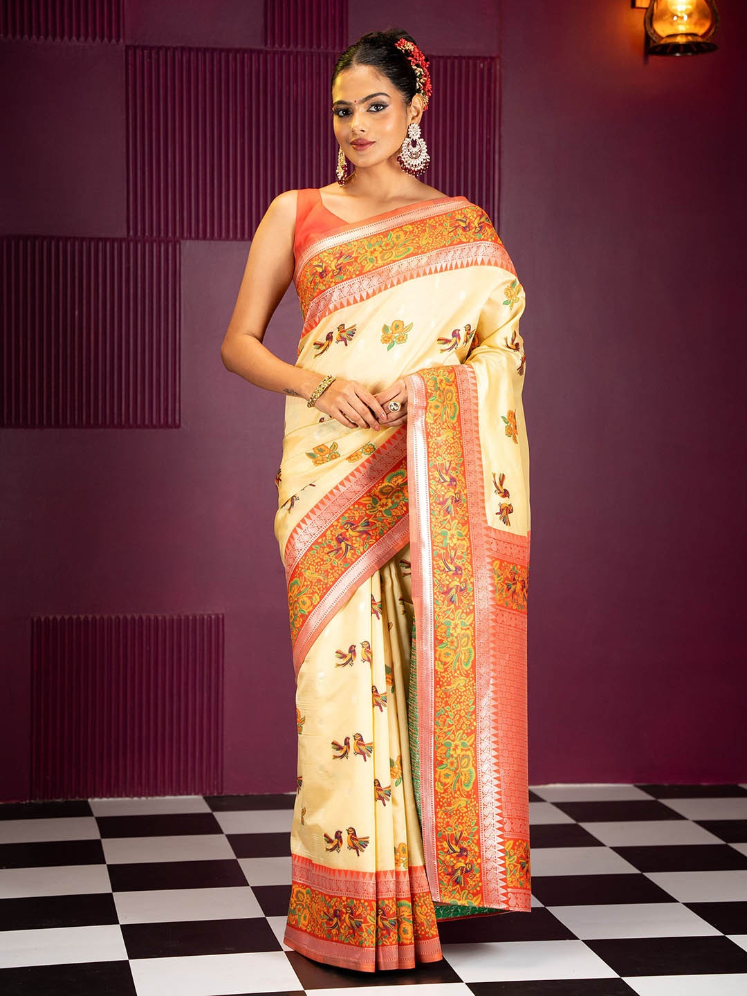 

MIMOSA Woven Design Zari Banarasi Saree, Yellow