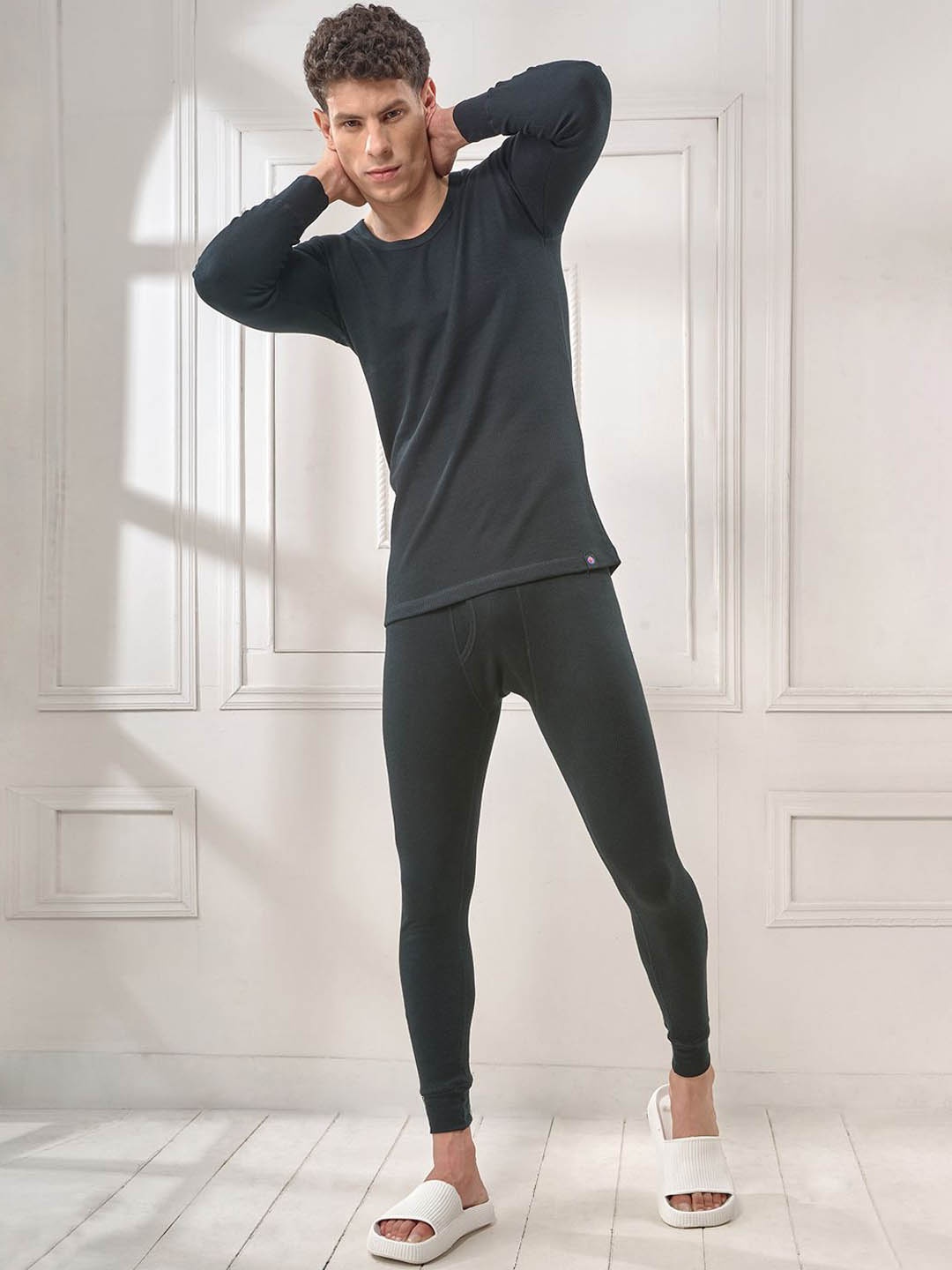 

Inferno Men Multifiber Layer Full Sleeve Thermal Top and Pant Set, Black