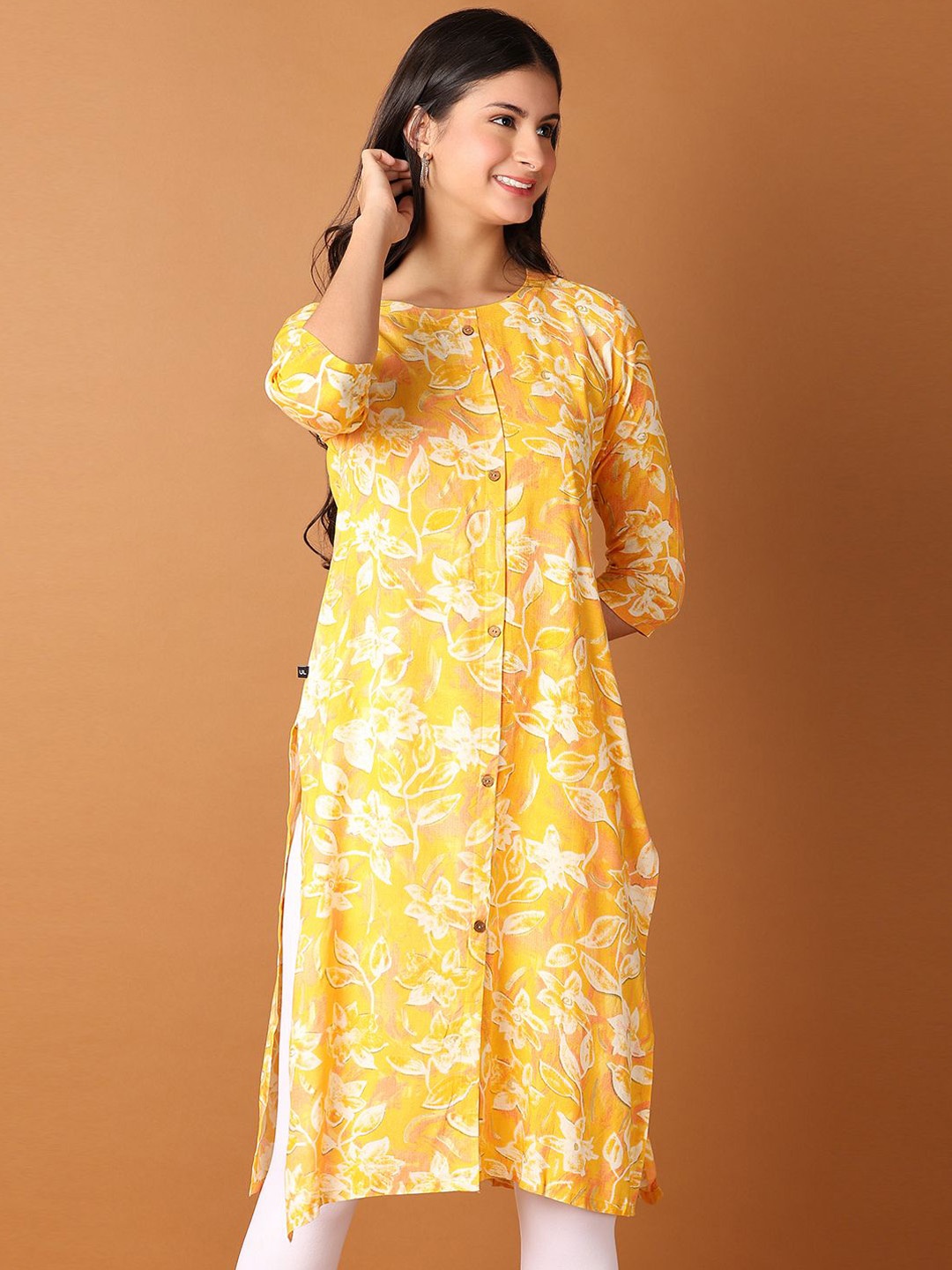 

UNLIMITED Women Printed Mirror Work Kurta, Yellow