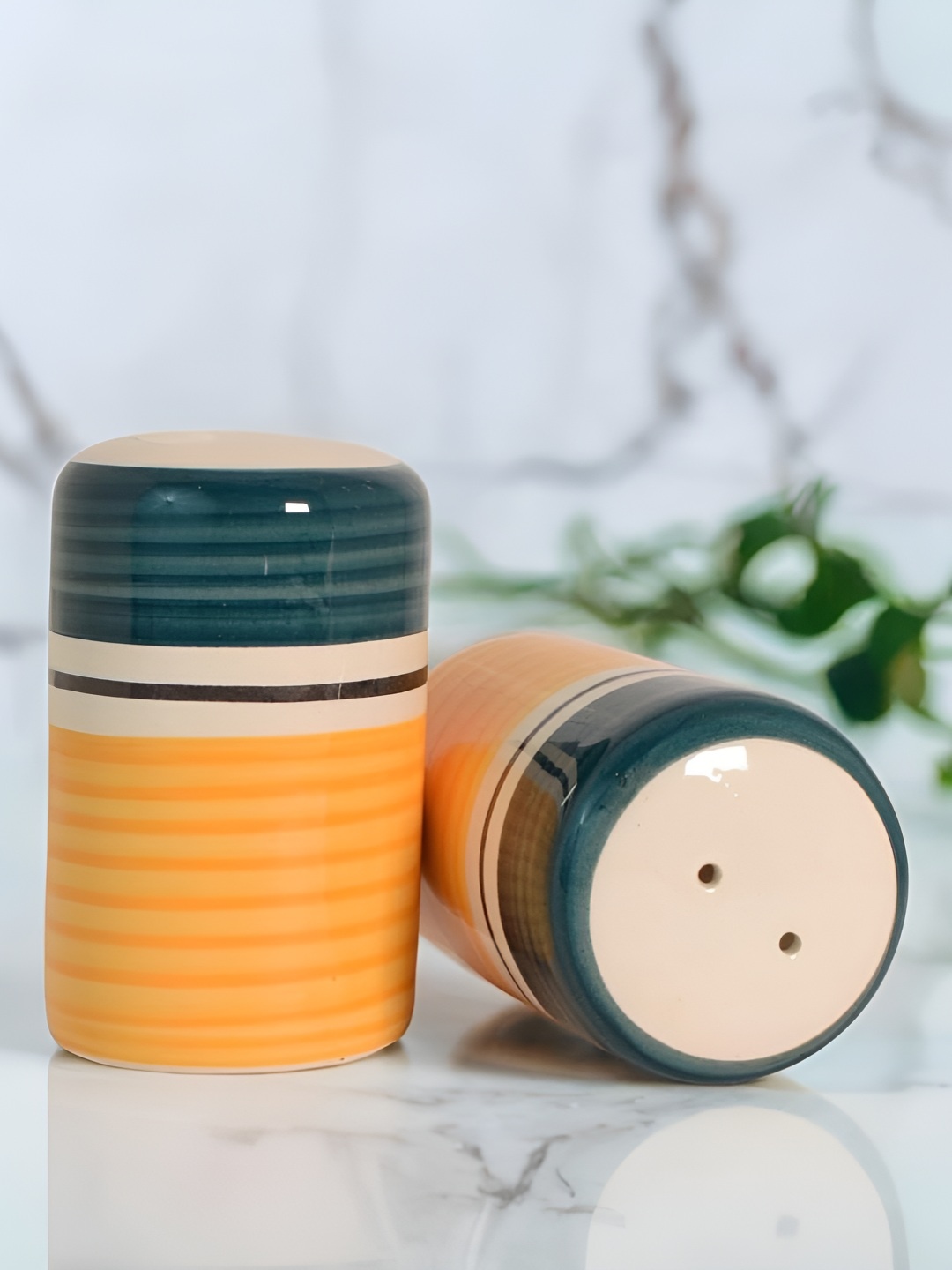

The Decor Lane Beige and Yellow Printed Ceramic Salt and Pepper Shakers 60 ml