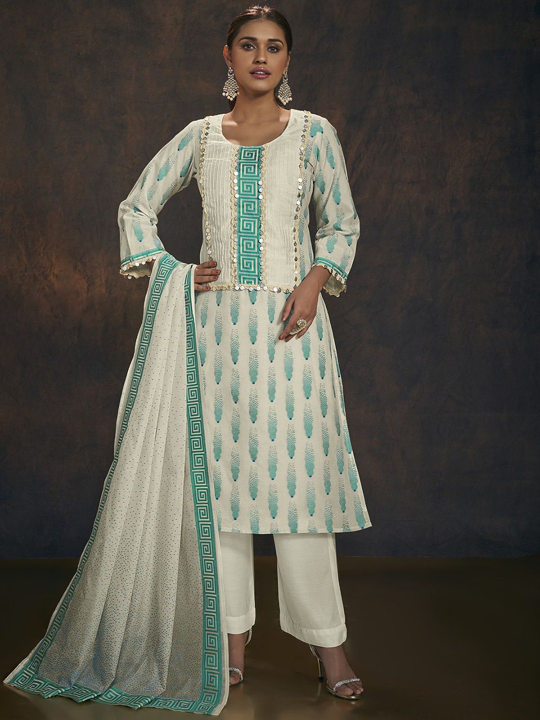 

SALWAR STUDIO Women Printed Regular Kurta with Trousers Dupatta, Cream
