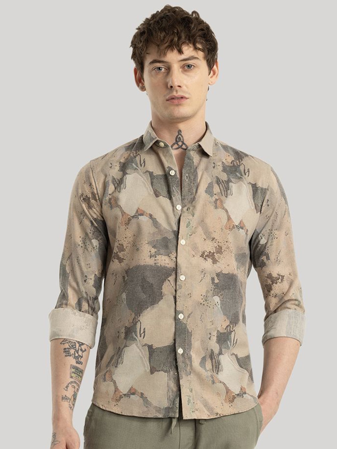 

Snitch Men Smart Spread Collar Abstract Printed Linen Slim Fit Casual Shirt, Tan