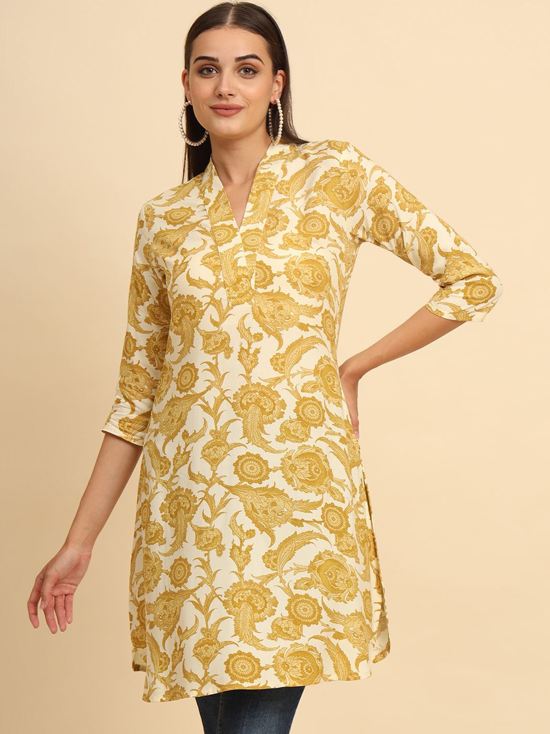 

Anouk Rustic Women Floral Printed Kurta, Yellow