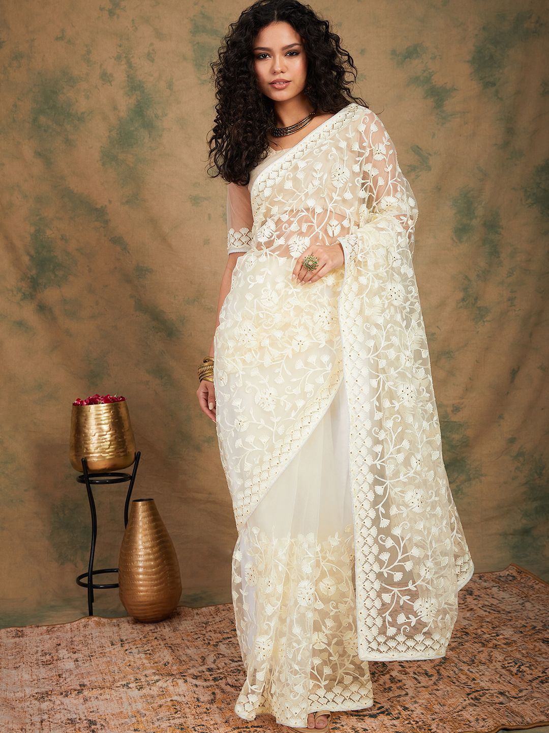

DIVASTRI Embellished Embroidered Net Designer Saree, Cream