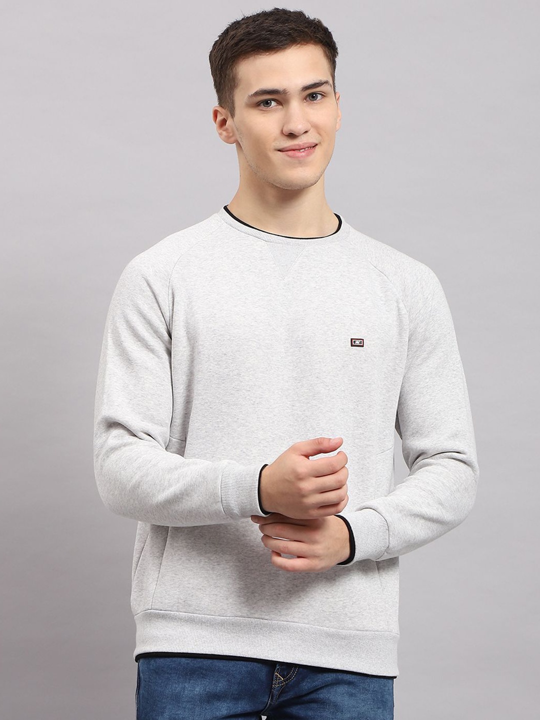 

Monte Carlo Men Solid Round Neck Cotton Sweatshirt, Grey