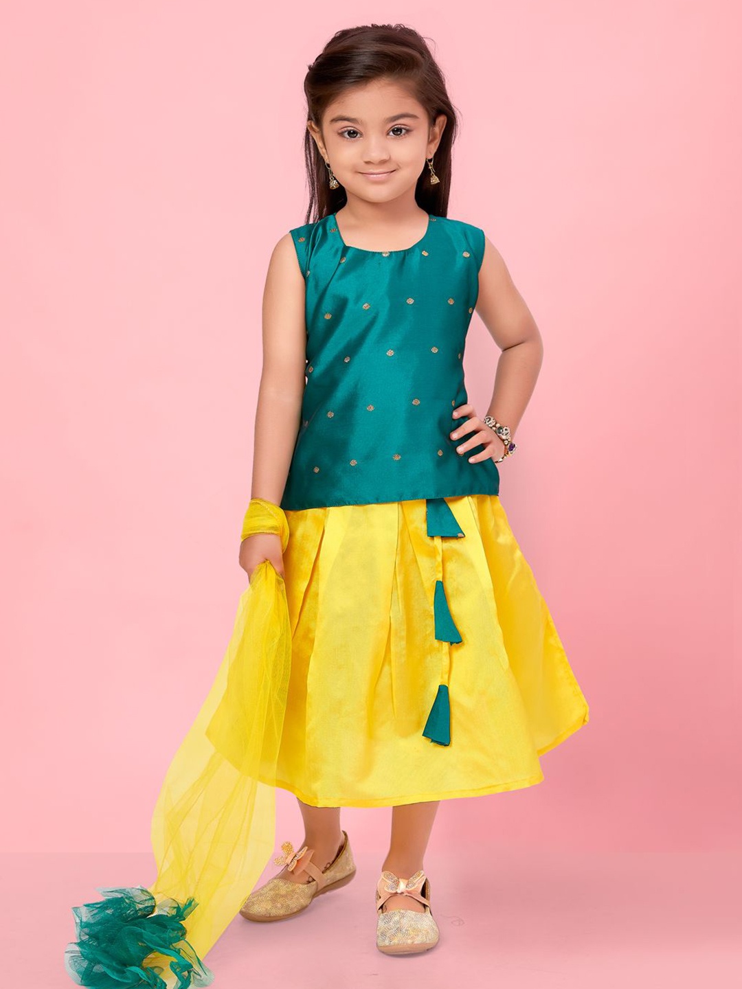 

BAESD Girls Ready to Wear Lehenga & Blouse With Dupatta, Green