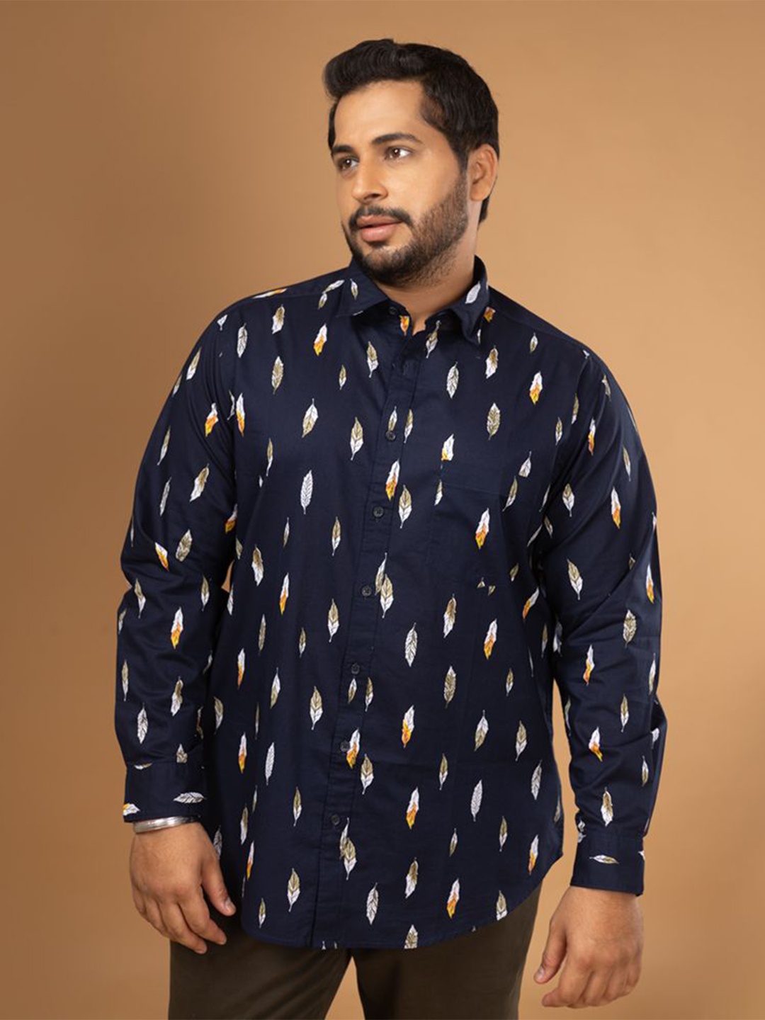 

Sizeupp Men Comfort Fit Spread Collar Floral Printed Cotton Casual Shirt, Navy blue