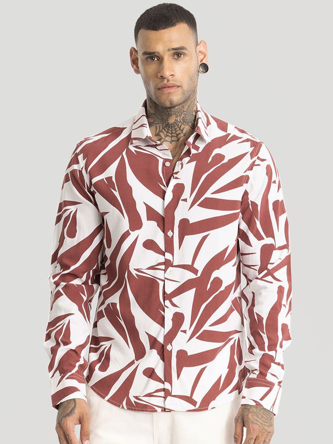 

Snitch Men Smart Spread Collar Abstract Printed Slim Fit Casual Shirt, Rust