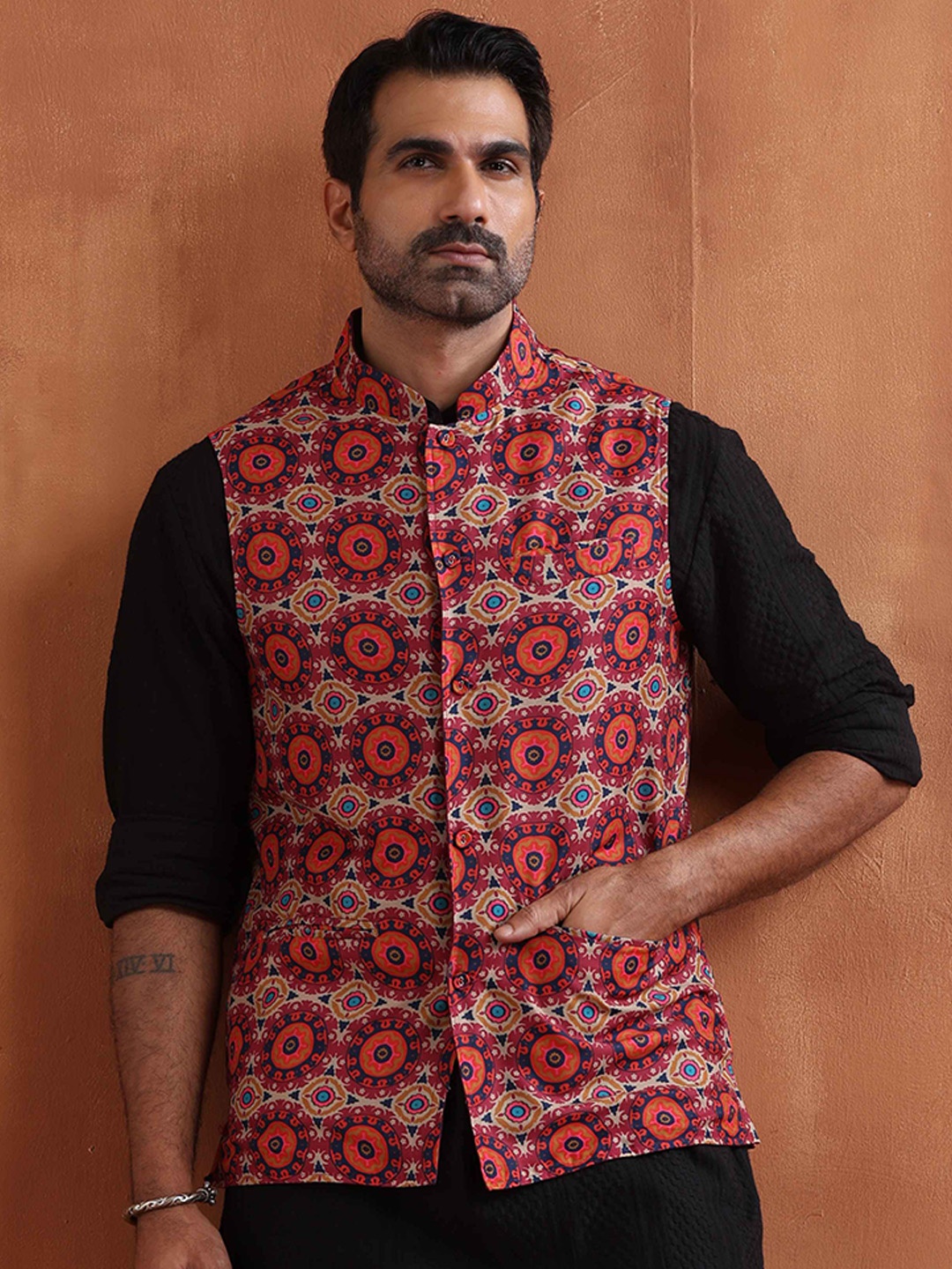 

trueBrowns Men Printed Nehru Jackets, Beige