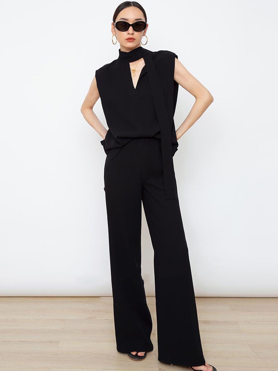 

LULU & SKY Women Solid Bootcut Trousers High-Rise Trousers, Black