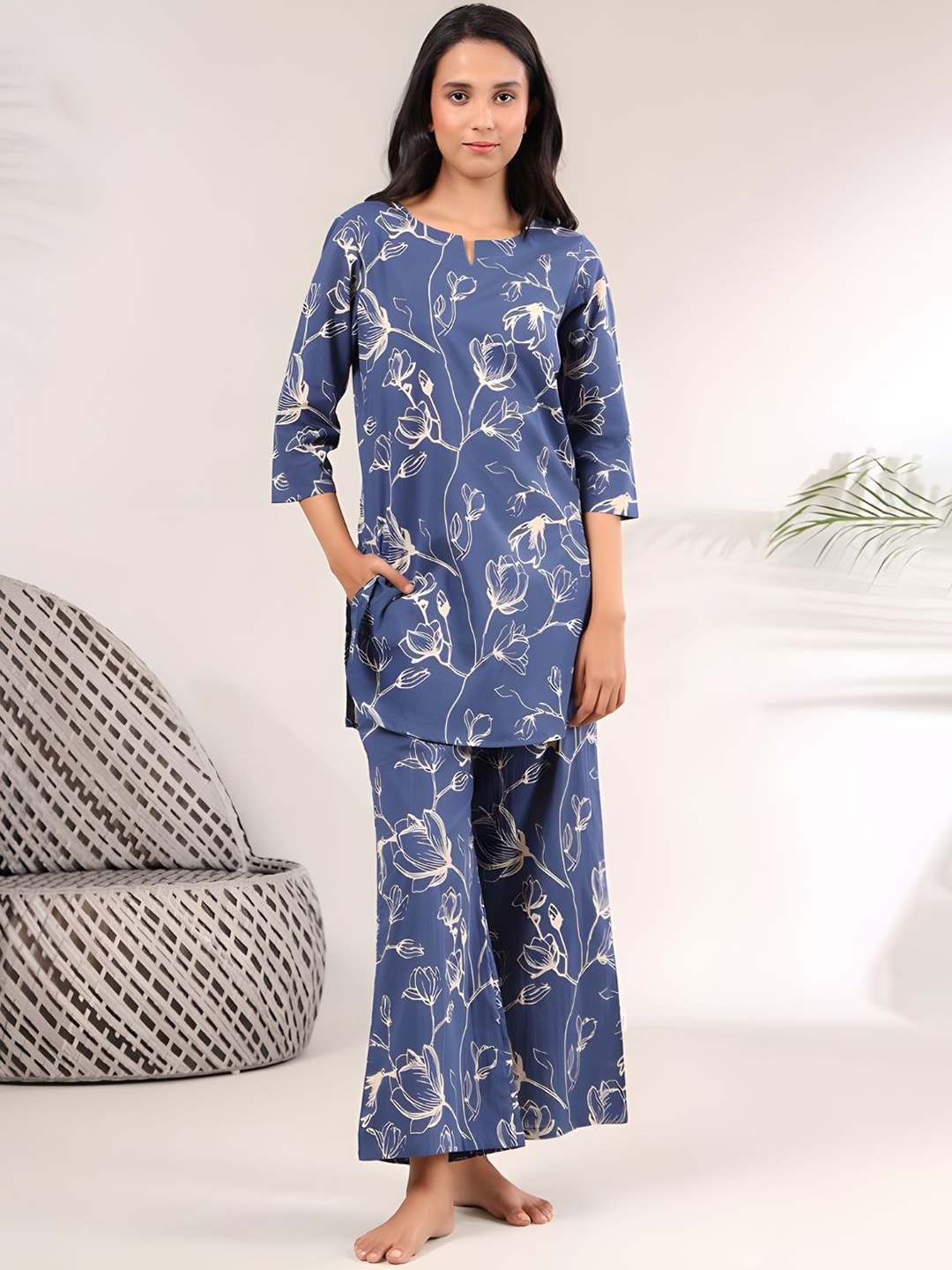 

NIJANAND TEXTILE Printed Pure Cotton Night suit, Blue