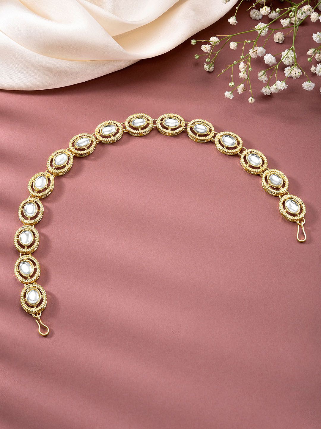 

Peora Gold-Plated Kundan Studded Mathapatti Sheeshphool Head Jewellery