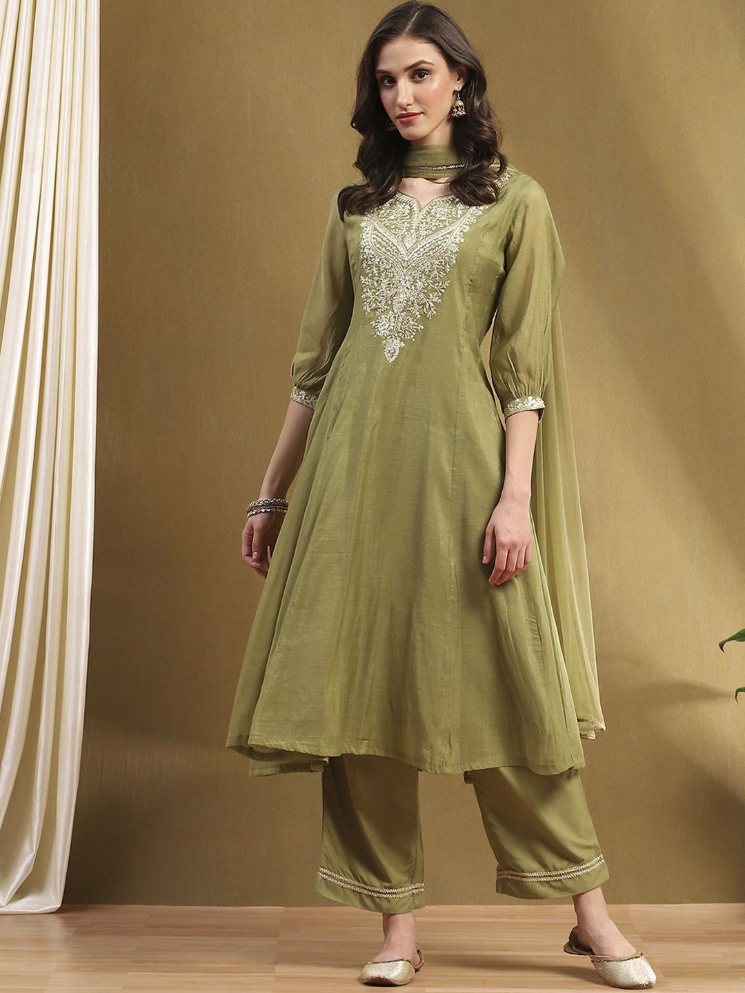 

Biba Women Chanderi Cotton Kurta with Palazzos & With Dupatta, Green