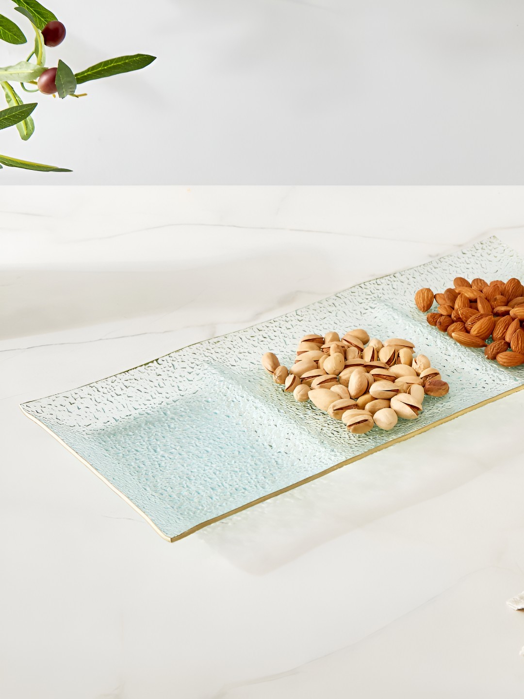 

Home Centre Abaco Barney Transparent Glass Serving Food Platter