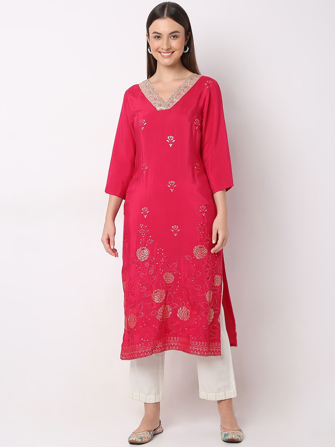 

Ethnicity Women Ethnic Motifs Embroidered Flared Sleeves Mirror Work Kurta, Pink
