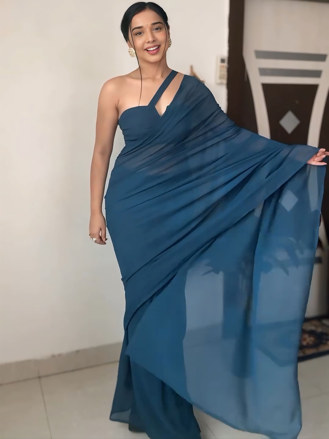

TIEXA Pure Georgette Saree, Blue