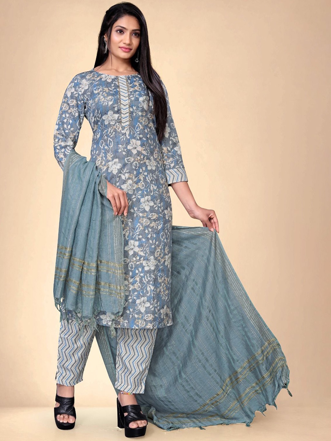 

Abhilasha Women Floral Printed Regular Pure Cotton Kurta with Trousers & With Dupatta, Grey