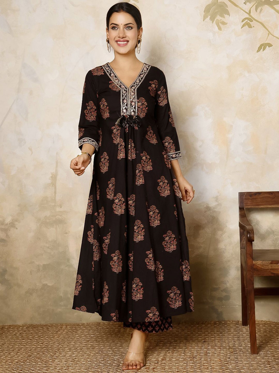 

GULMOHAR JAIPUR Women Printed Regular Pure Cotton Kurta with Palazzos & With Dupatta, Black