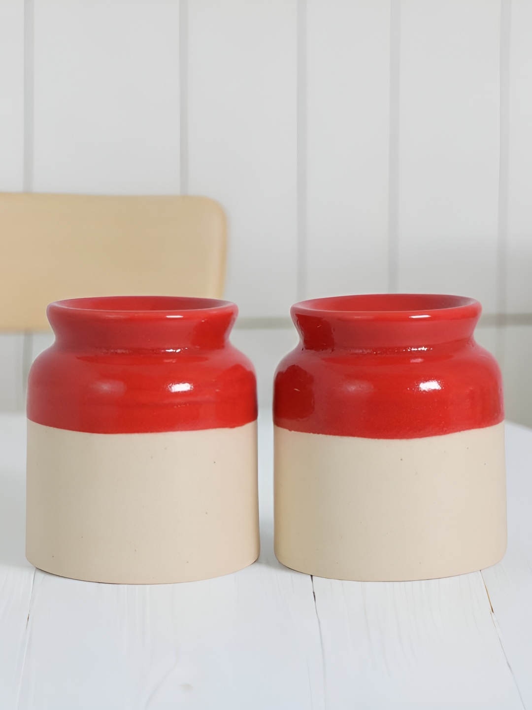 

The Decor Lane Beige and Red Ceramic Salt and Pepper Shakers 60 ml