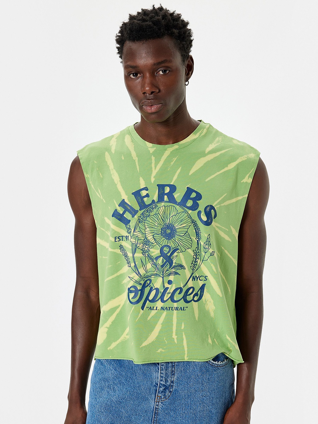 

Koton Men Graphic Printed Round Neck Cotton T-shirt, Green