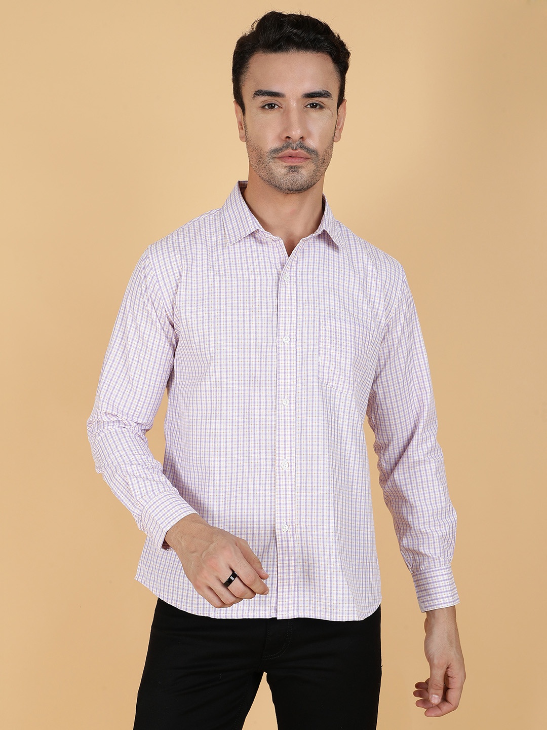 

Kotty Men Relaxed Spread Collar Graphic Printed Casual Shirt, Pink