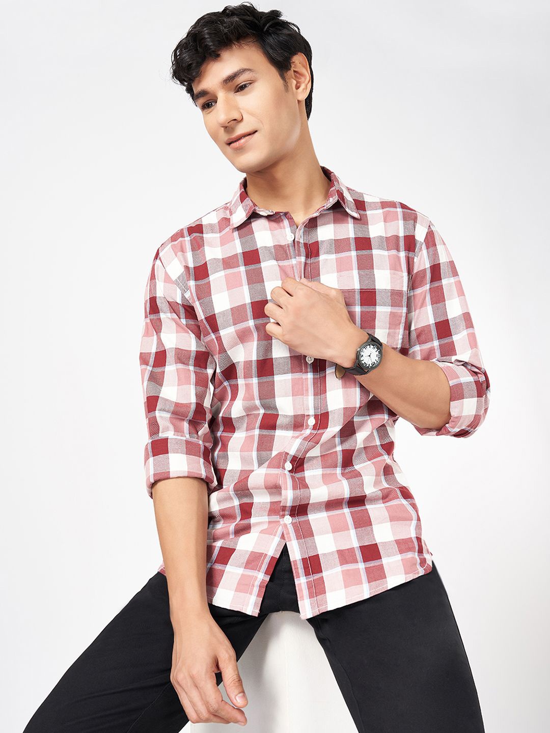 

BYFORD by Pantaloons Men Spread Collar Checked Cotton Slim Fit Casual Shirt, Maroon