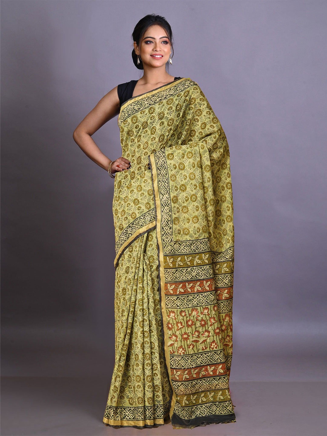 

Unnati Silks Floral Zari Handloom Bagru Saree, Green