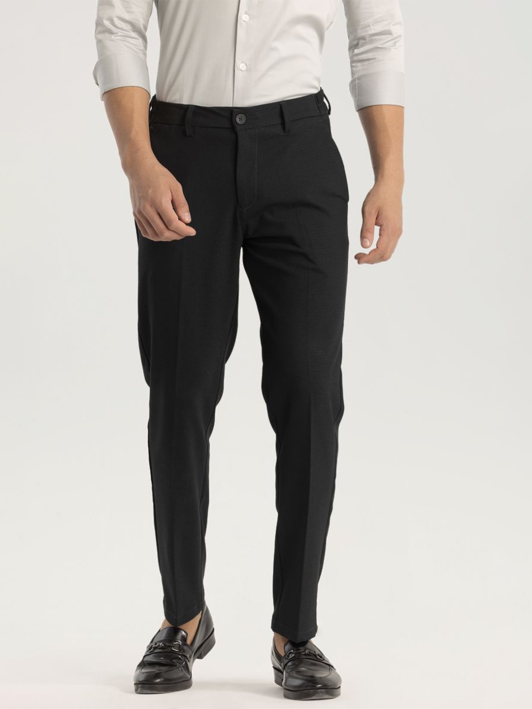 

Snitch Men Striped Smart Mid-Rise Slim Fit Trousers, Black