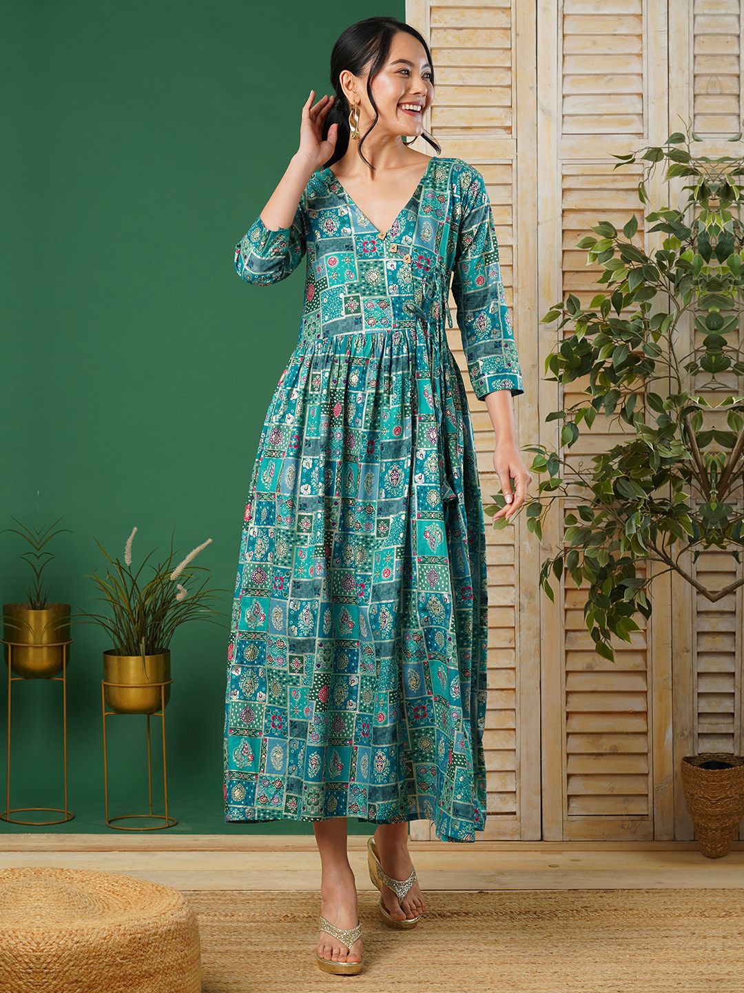

CARTYSHOP Floral Colourblocked Fit & Flare Maxi Dress, Green