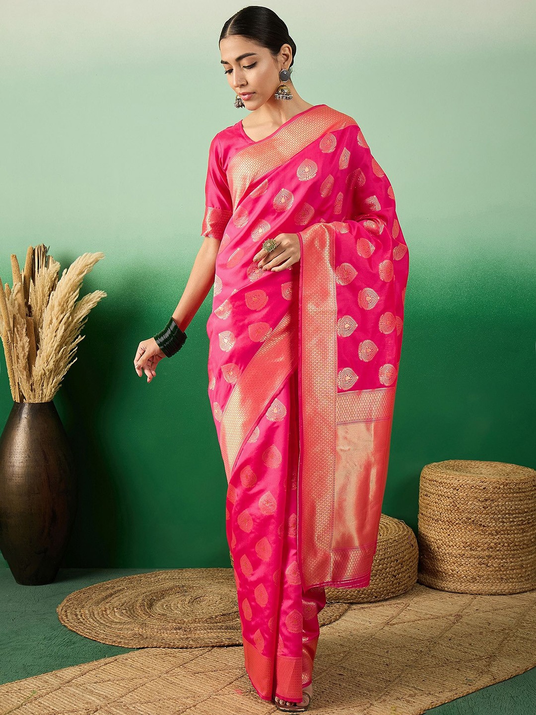 

DIVASTRI Woven Design Designer Banarasi Saree, Pink