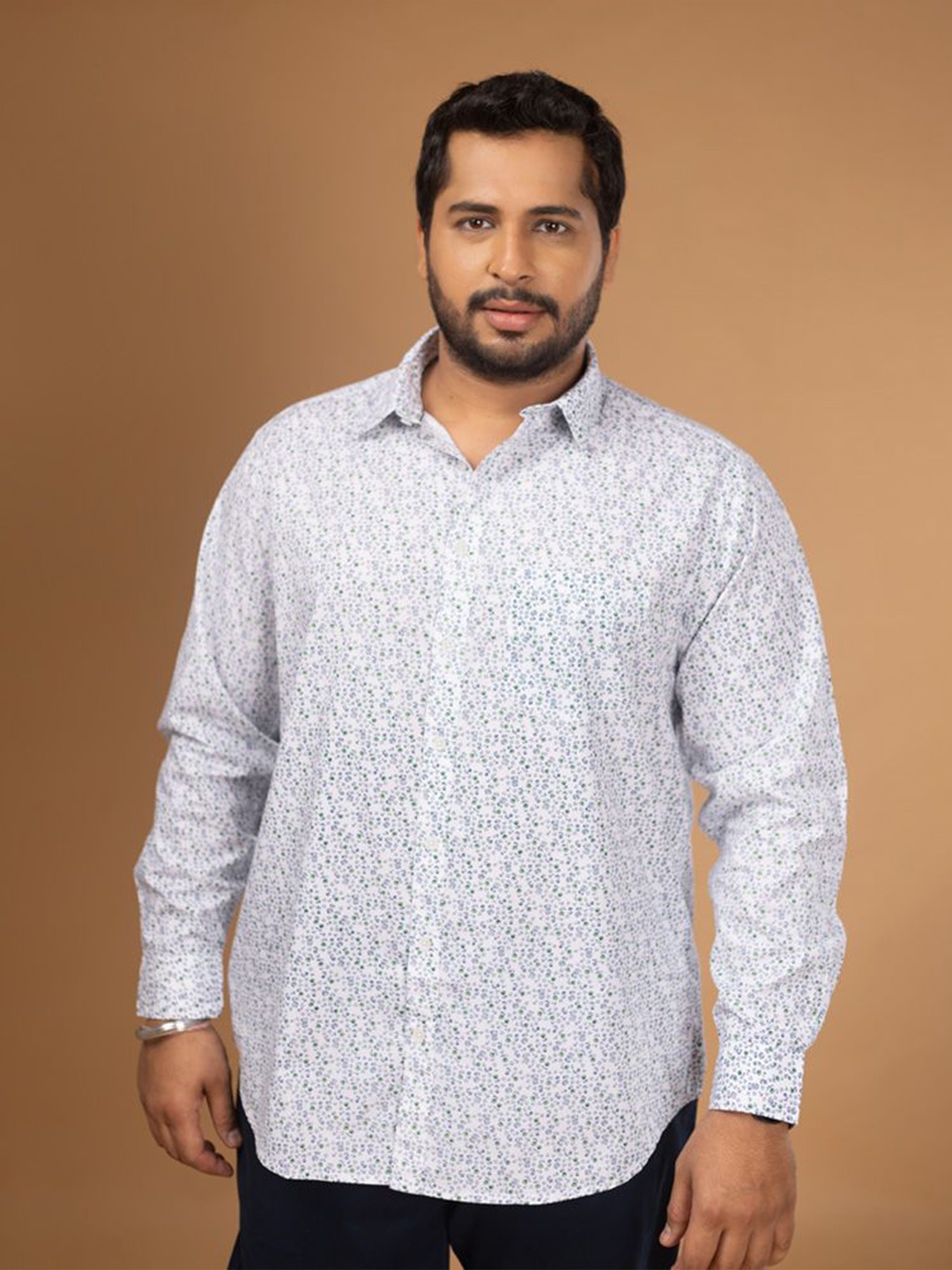 

Sizeupp Men Comfort Spread Collar Micro Ditsy Printed Cotton Casual Shirt, Blue