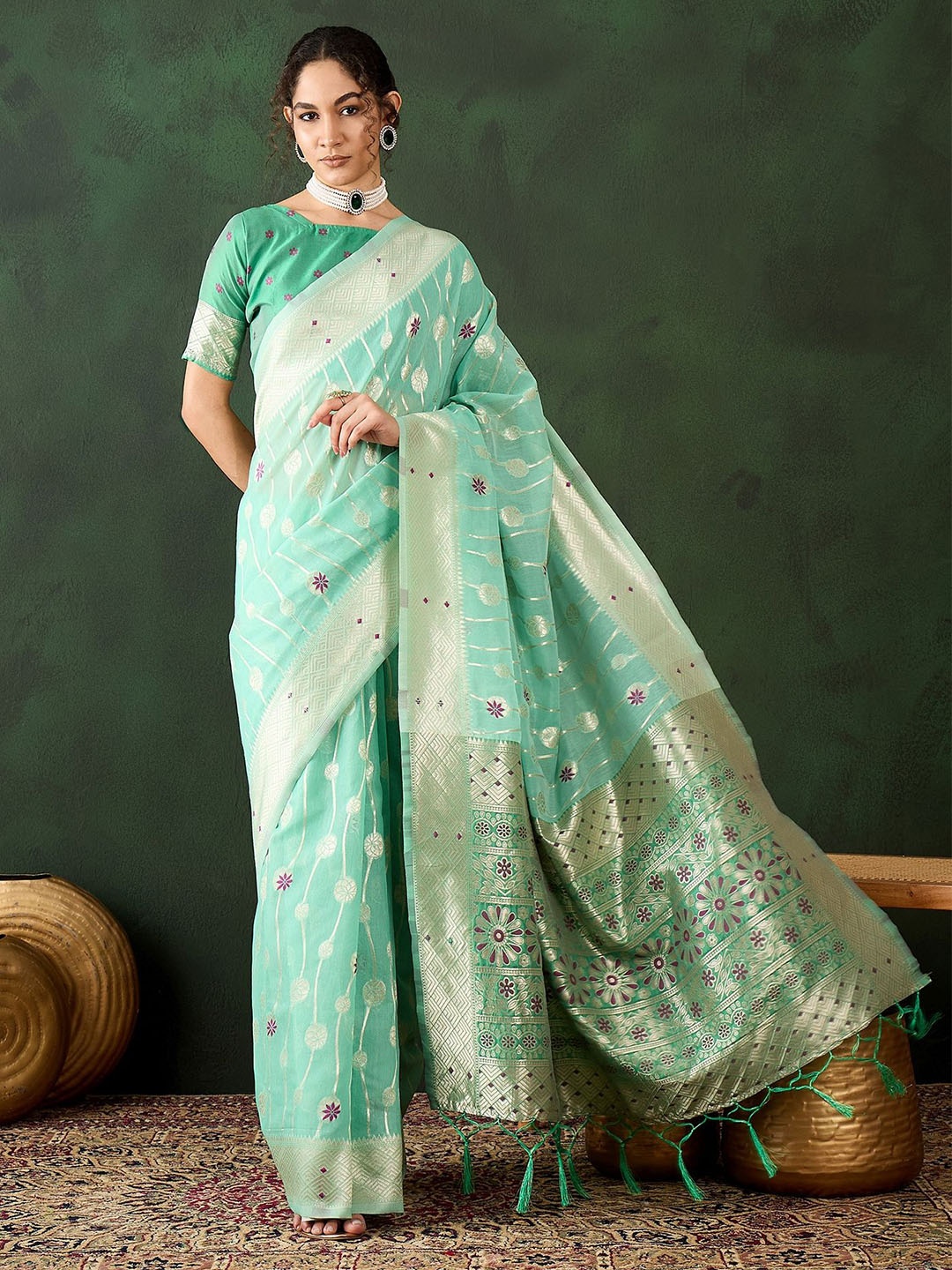 

DIVASTRI Woven Design Zari Designer Kanjeevaram Saree, Green