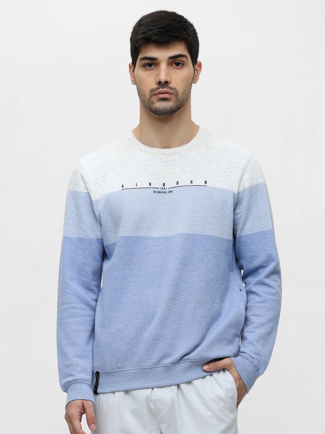 

Klub Fox Men Colourblocked Round Neck Fleece Sweatshirt, Blue