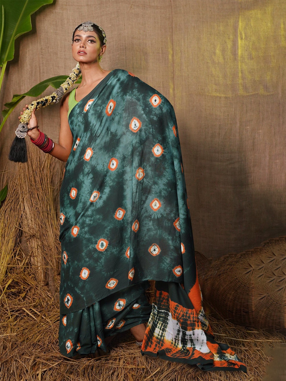

Unnati Silks Bandhani Pure Cotton Handloom Bandhani Saree, Green