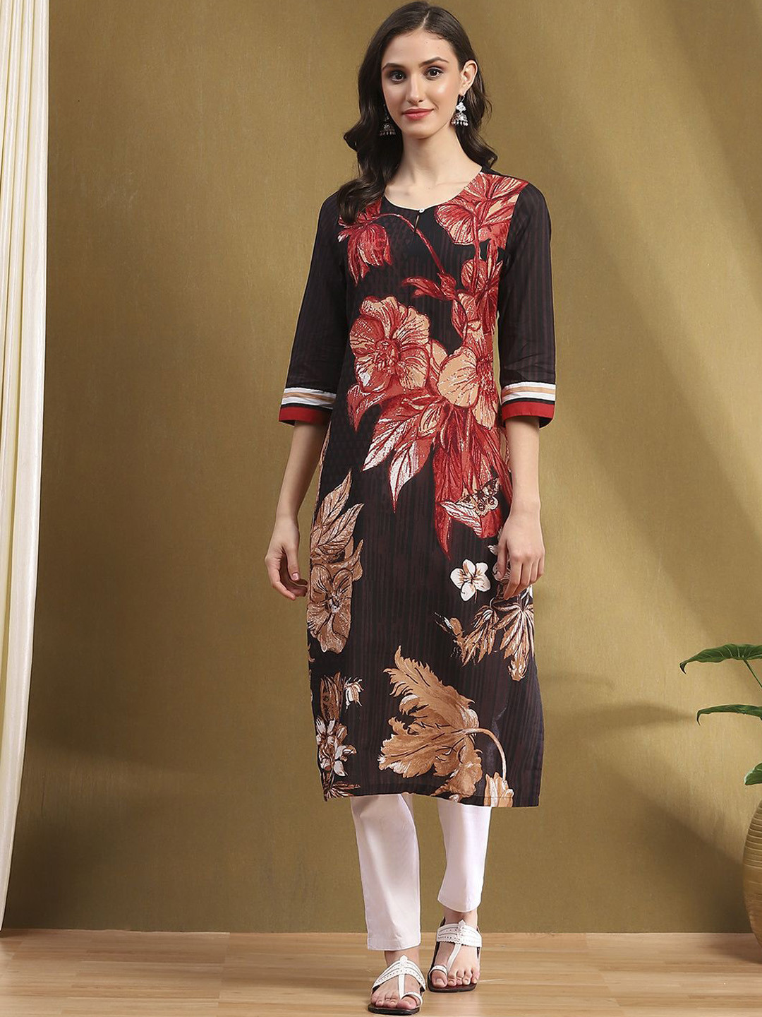 

Biba Women Printed Kurta, Brown