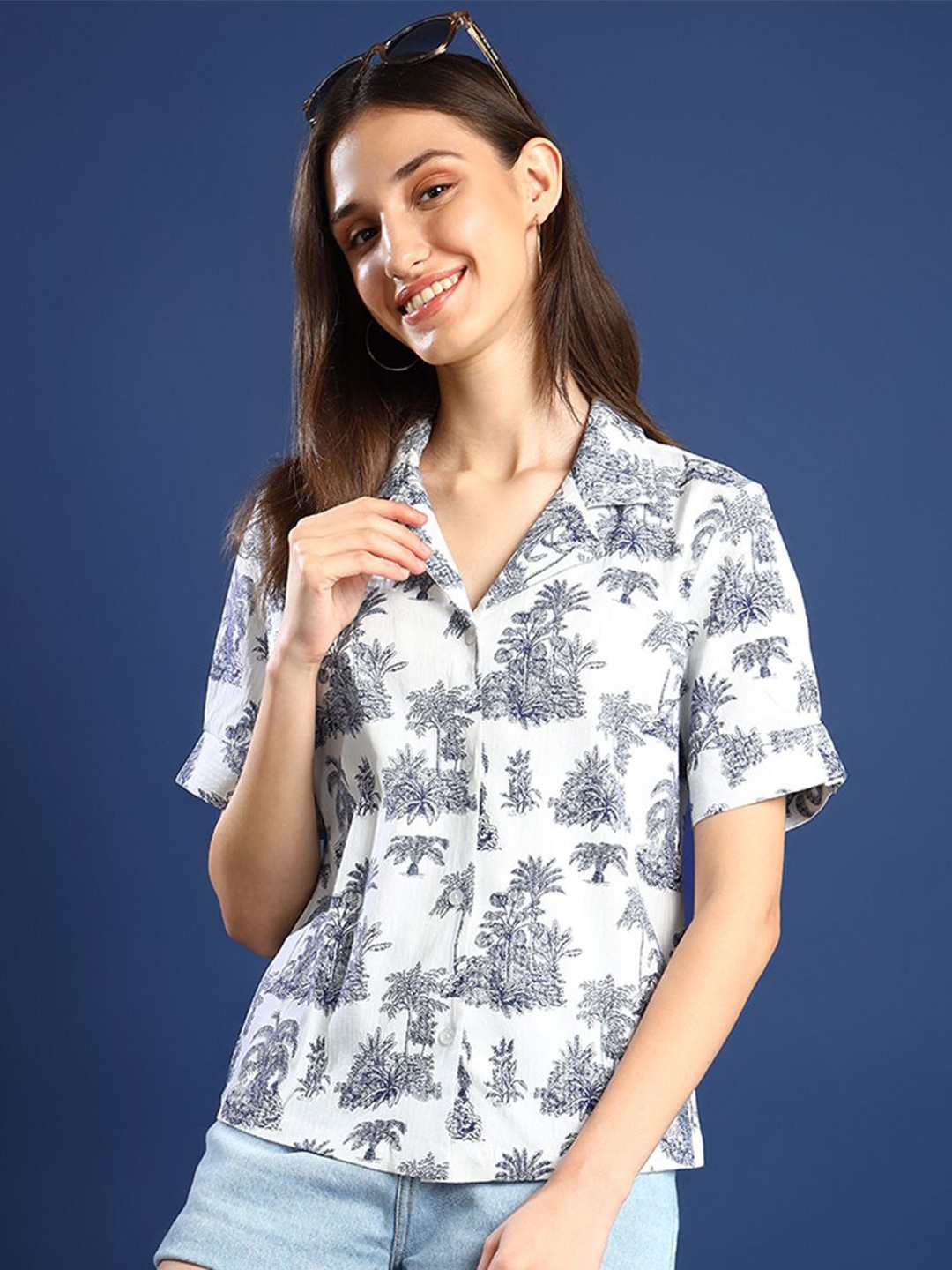 

Hancock Women Tropical Opaque Printed Pure Cotton Casual Resort Shirt, White