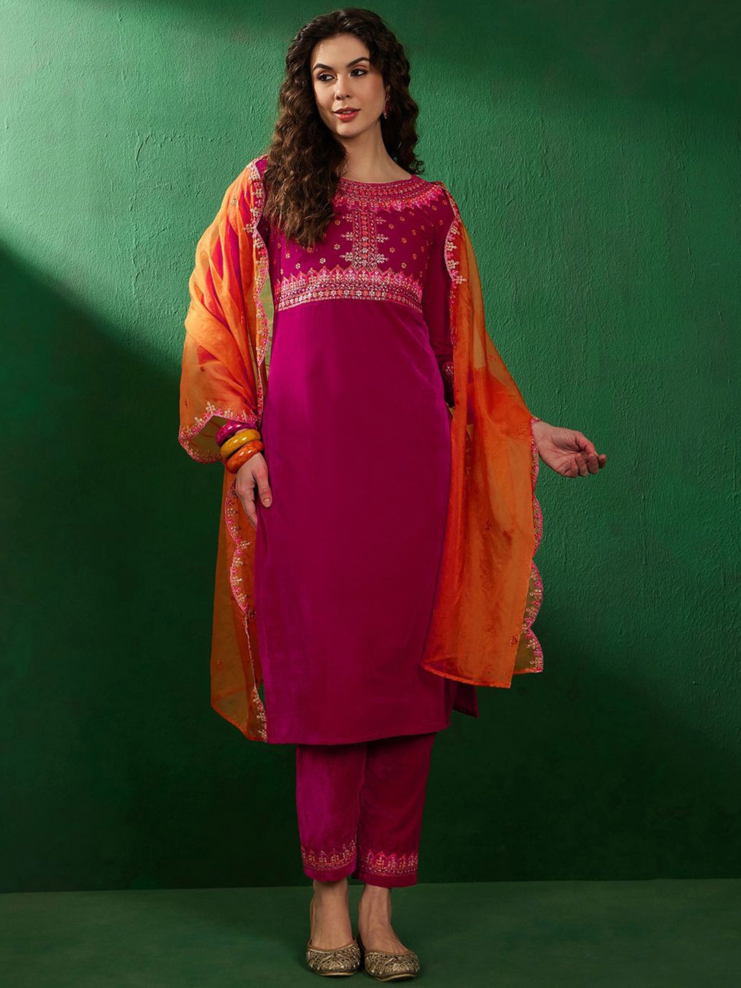 

Sangria Women Zari Embroidered Sequence Kurta & Trouser With Dupatta, Magenta