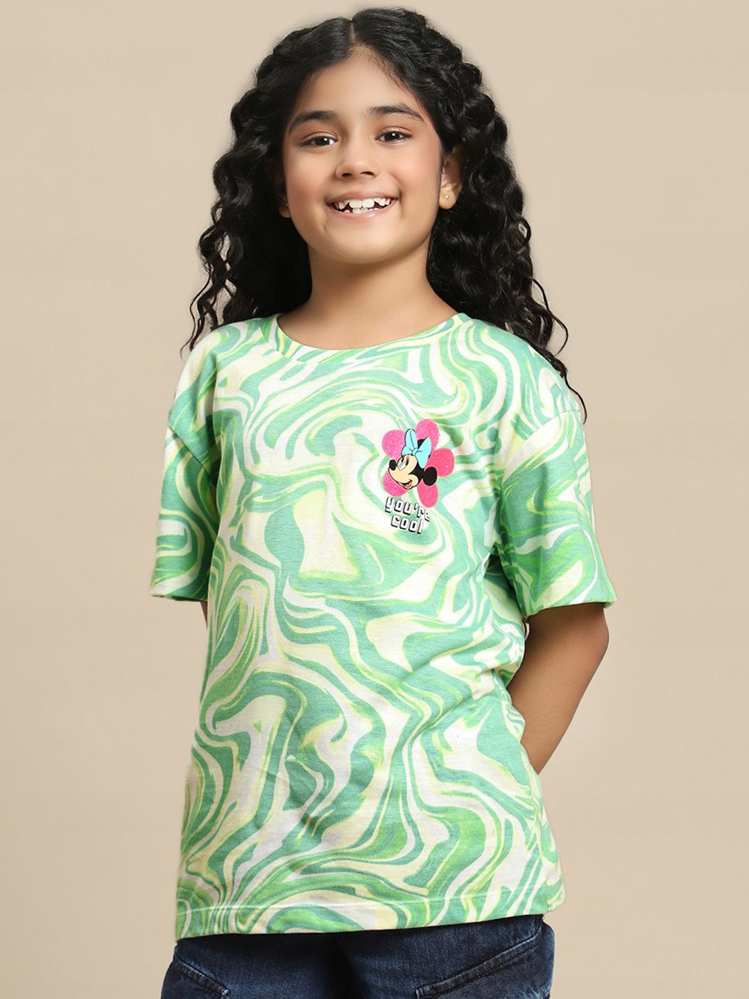 

Kids Ville Girls Minnie Mouse Graphic Printed Pure Cotton Tshirt, Green