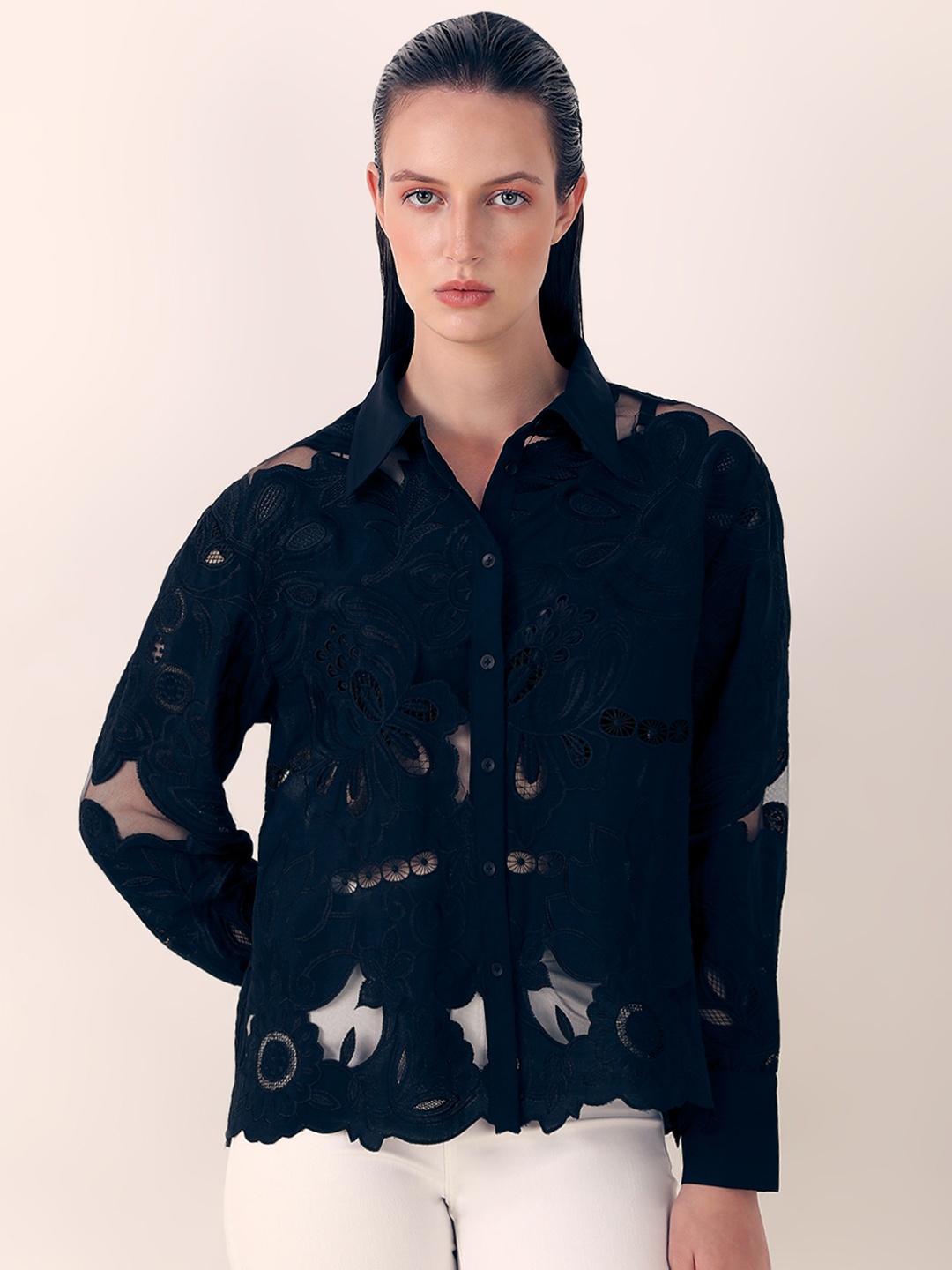 

Vero Moda Women Spread Collar Floral Printed Casual Shirt, Black