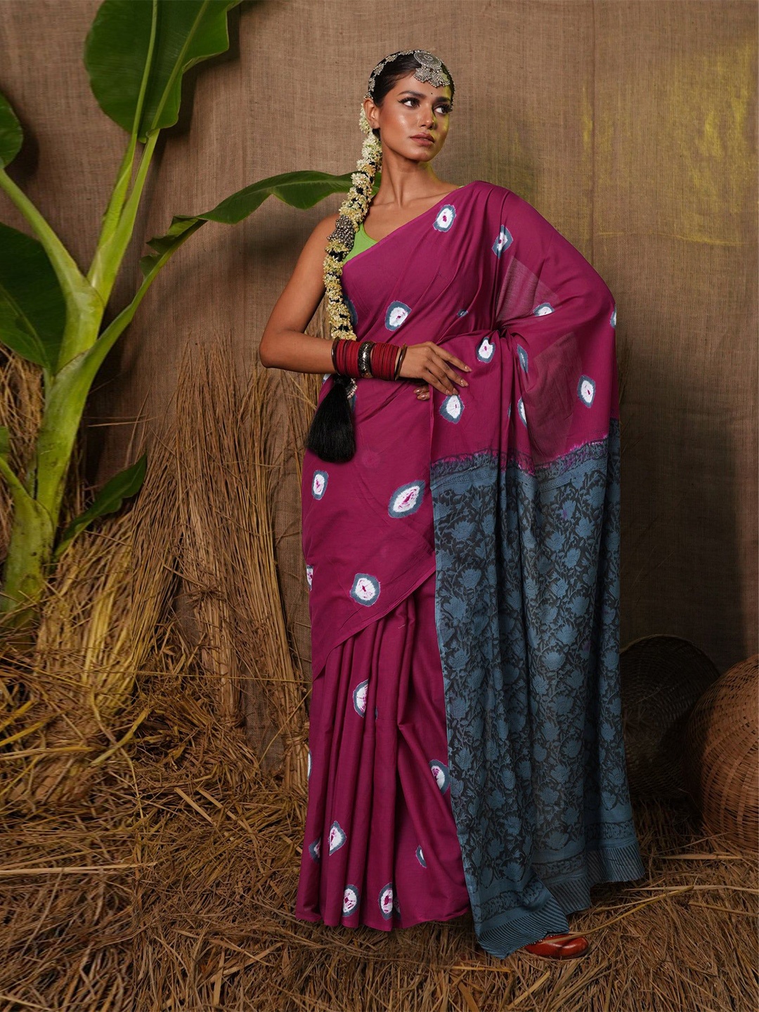 

Unnati Silks Bandhani Pure Cotton Handloom Bandhani Saree, Purple
