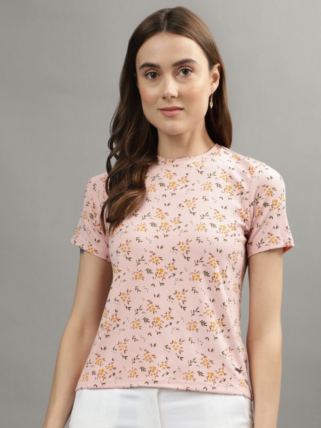 

Iconic Women Floral Printed Round Neck T-shirt, Peach