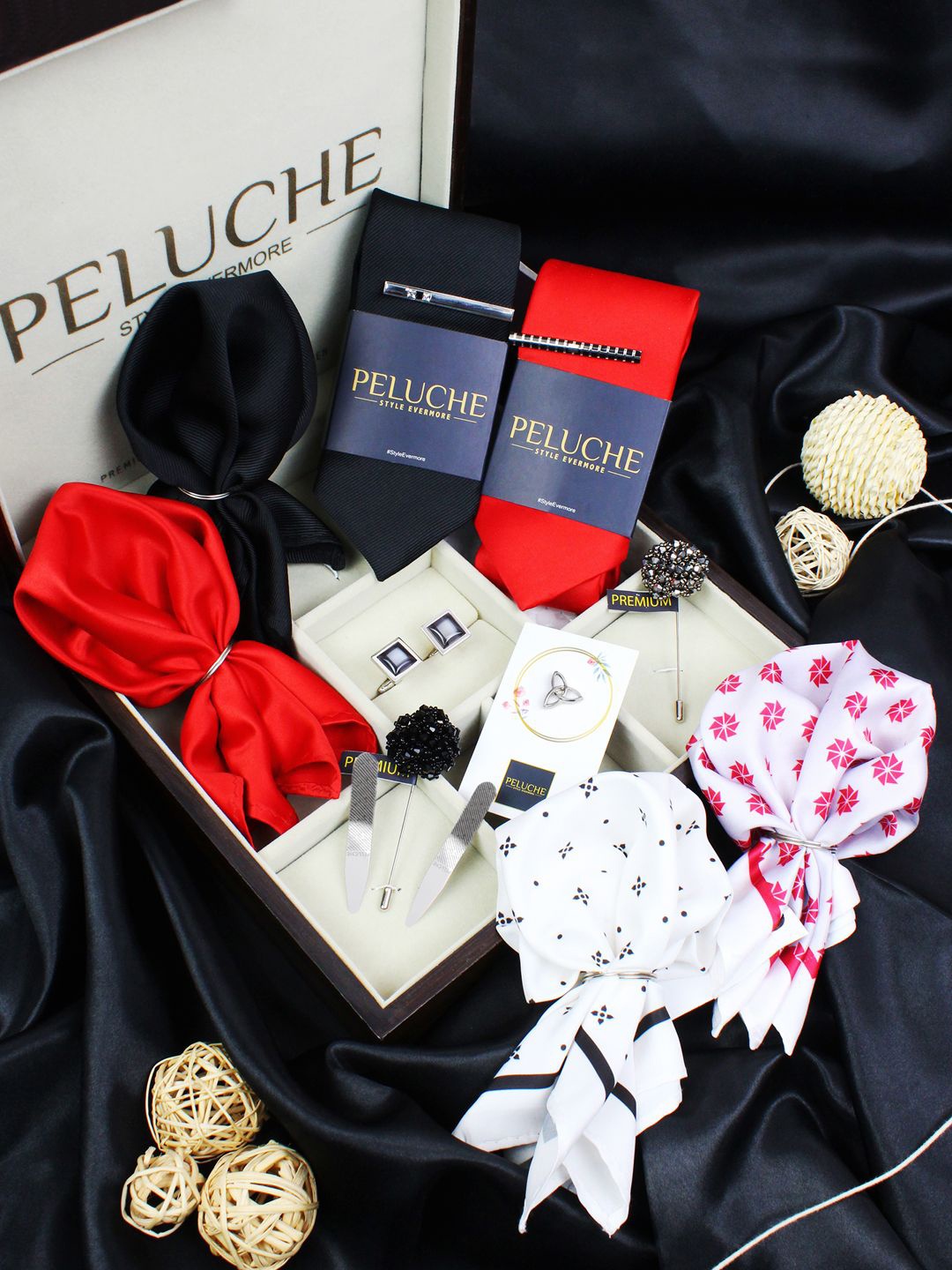 

PELUCHE 13 Pcs Men Premium Accessory Gift Box, Black