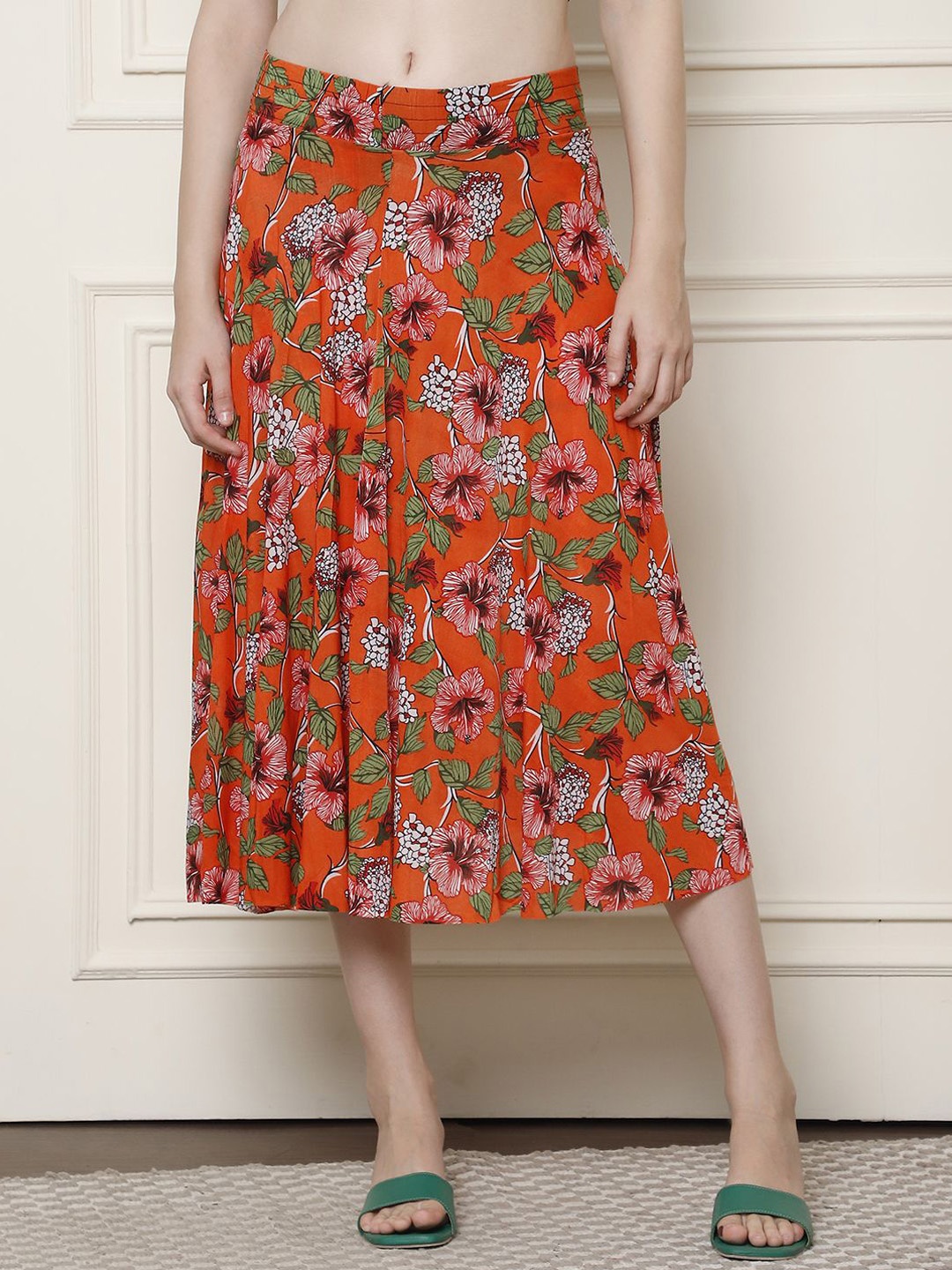 

GRACIT Women Floral Printed Flared Skirt, Orange