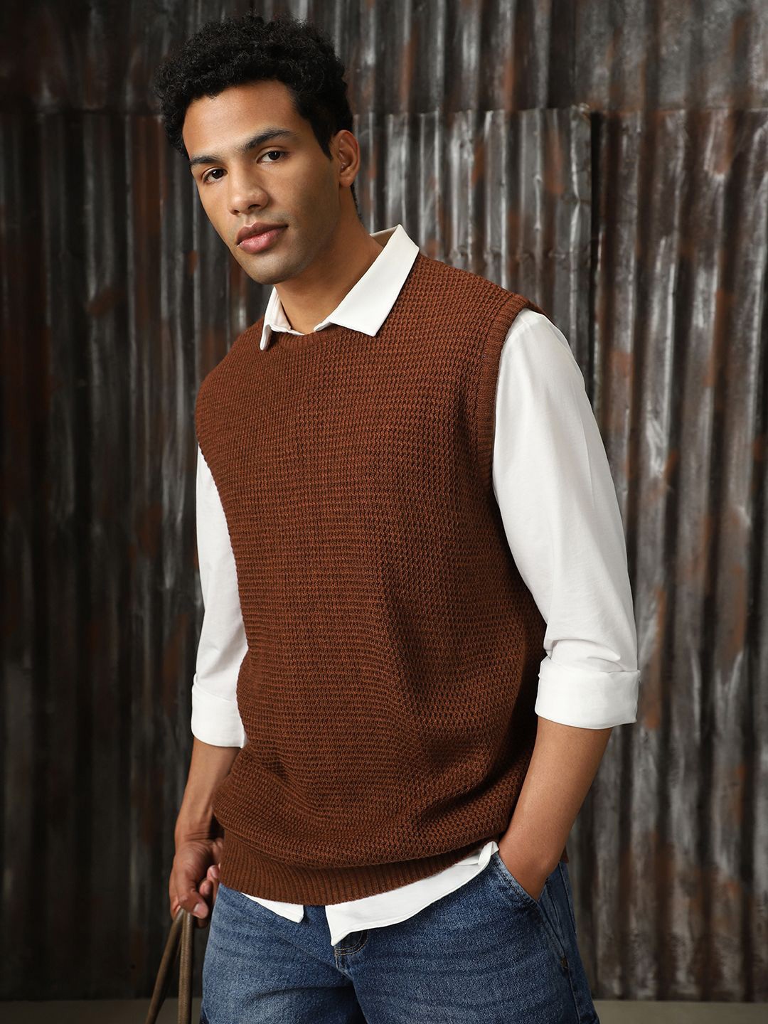 

High Star Men Sleeveless Vest Round Neck Pullover, Brown