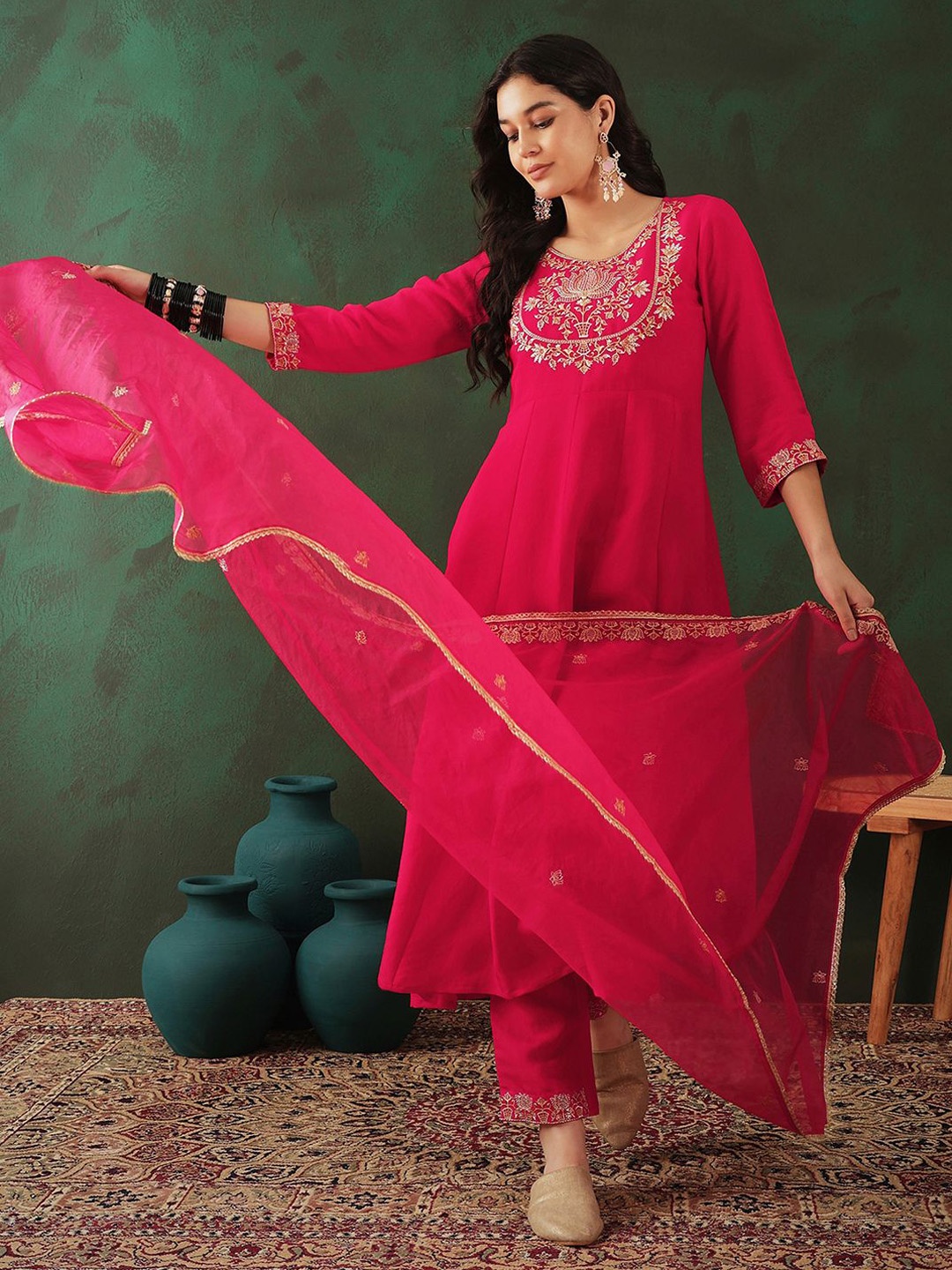 

Sangria Women Embroidered A-Line Kurta Trousers & Dupatta, Magenta