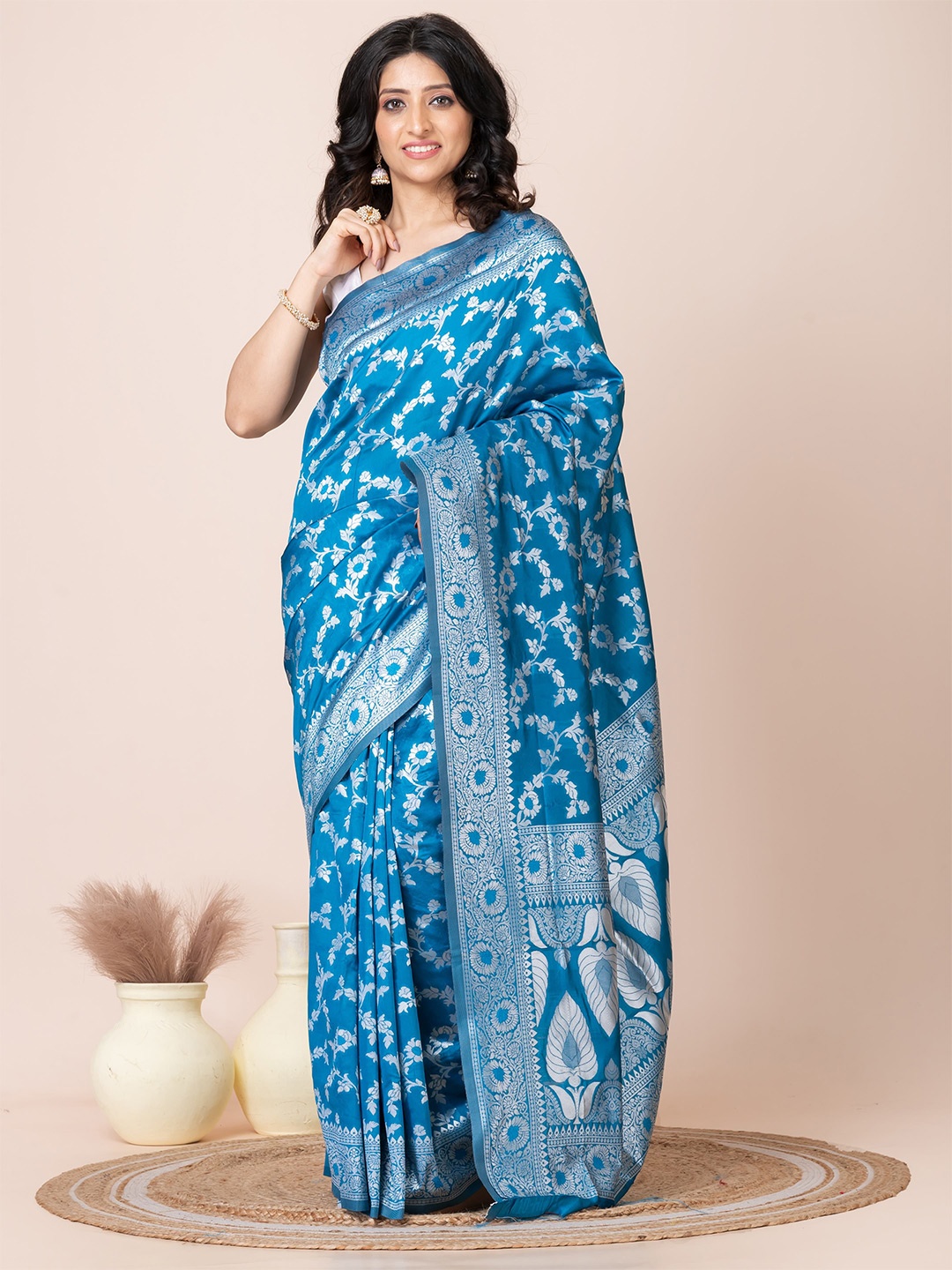 

Laa Calcutta Ethnic Motifs Zari Banarasi Saree, Blue