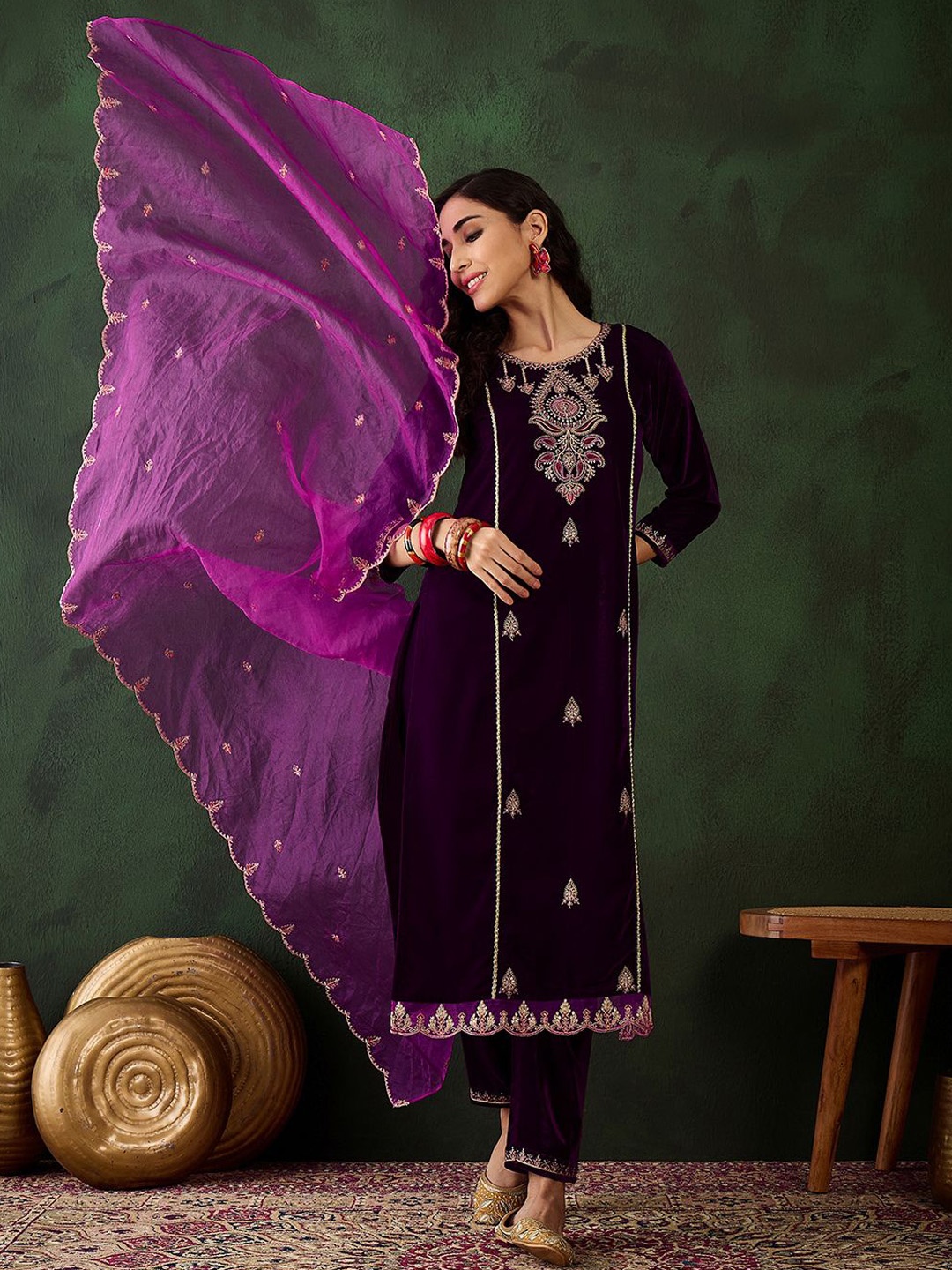 

Sangria Women Sequence Embroidered Straight Kurta Trousers & Dupatta, Purple